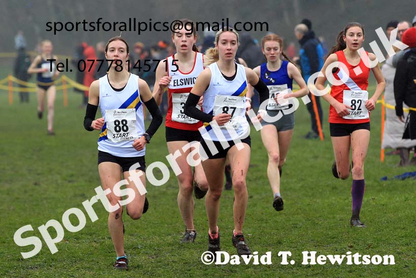 Womens Under-17s 2023 Northern Cross Country Champs., Witton Park, Blackburn. Photo: David T. Hewitson/Sports for All Pics